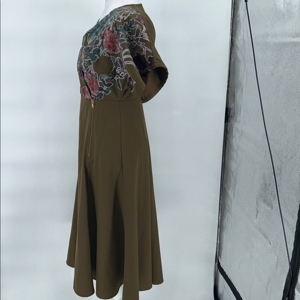 Hemant & Nandita Women’s Candida Olive Green Midi Dress Size 4 - Picture 6 of 11
